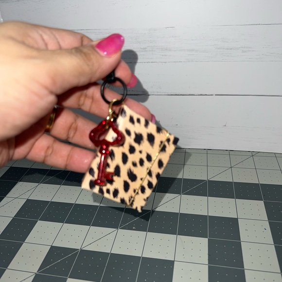 Keychain Sticky Note Bookbinder / post-it dispenser / Post-it hand-held  Notes - Picture 12 of 12